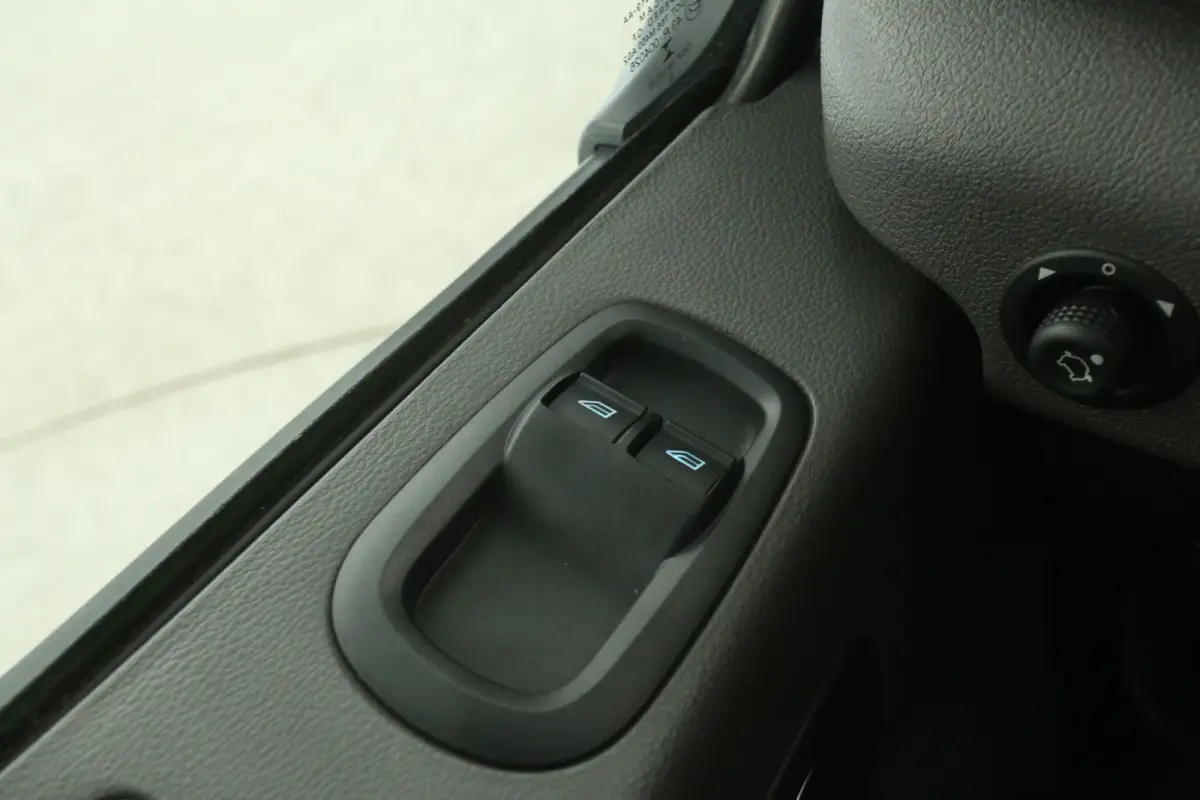 68 kWh L3H3 | Snelladen | SOH 96% | Clima | Camera | 3 Zits | Cruise | Carplay | Parkeersens.