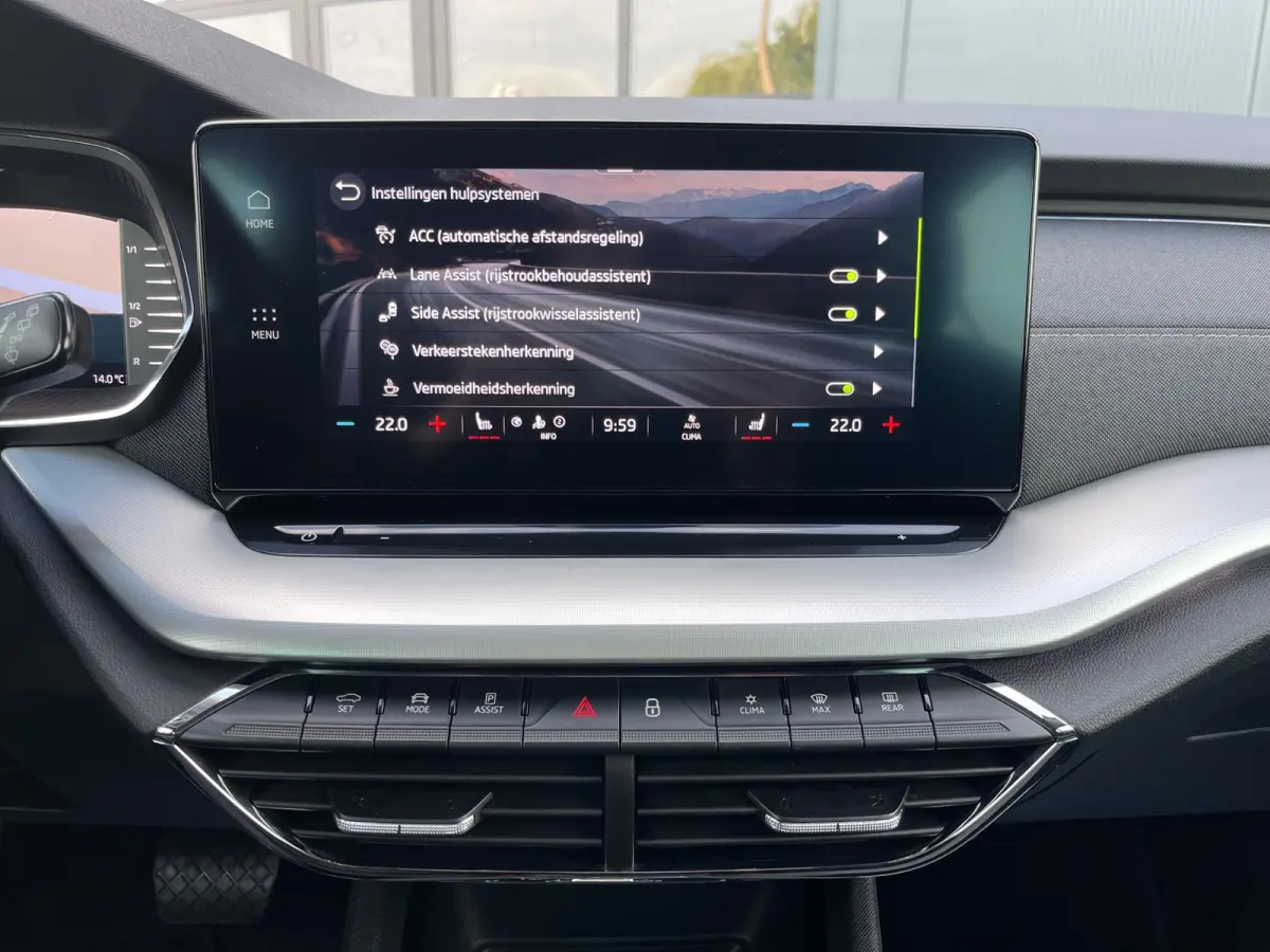 1.5 e-TSI Business Edition Plus NL.Auto/Trekhaak/Full Led/Virtual Cockpit/1Ste Eigenaar/Dealer Onderhouden