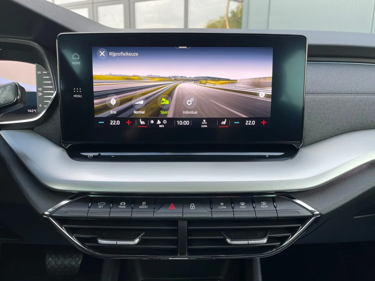 1.5 e-TSI Business Edition Plus NL.Auto/Trekhaak/Full Led/Virtual Cockpit/1Ste Eigenaar/Dealer Onderhouden
