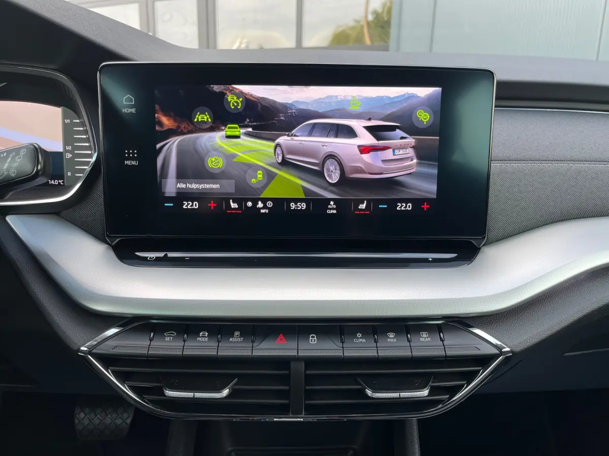 1.5 e-TSI Business Edition Plus NL.Auto/Trekhaak/Full Led/Virtual Cockpit/1Ste Eigenaar/Dealer Onderhouden