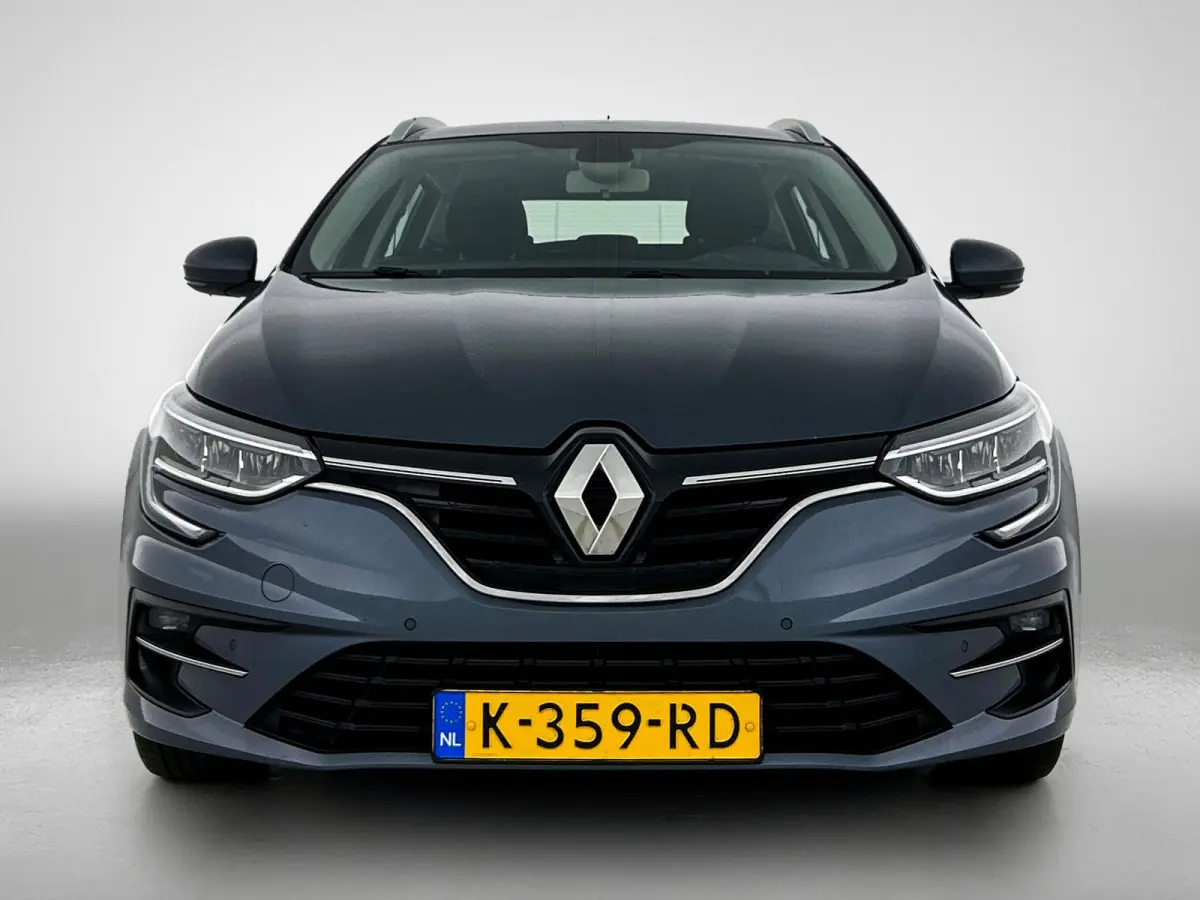 Automaat 1.3 TCe 141PK Zen / Trekhaak / 1700kg trekgewicht / Navigatie / Pdc.A / Airco-ecc./ Xenon / Apk nieuw