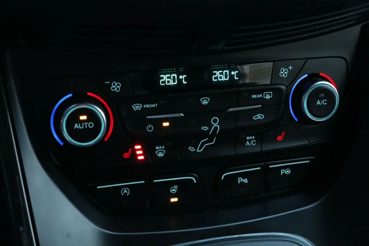 1.5 AWD EcoBoost |ST LINE| Trekhaak Camera Pdc Carplay PrivacyGlass Lmv Uistraling 140000km BJ2017