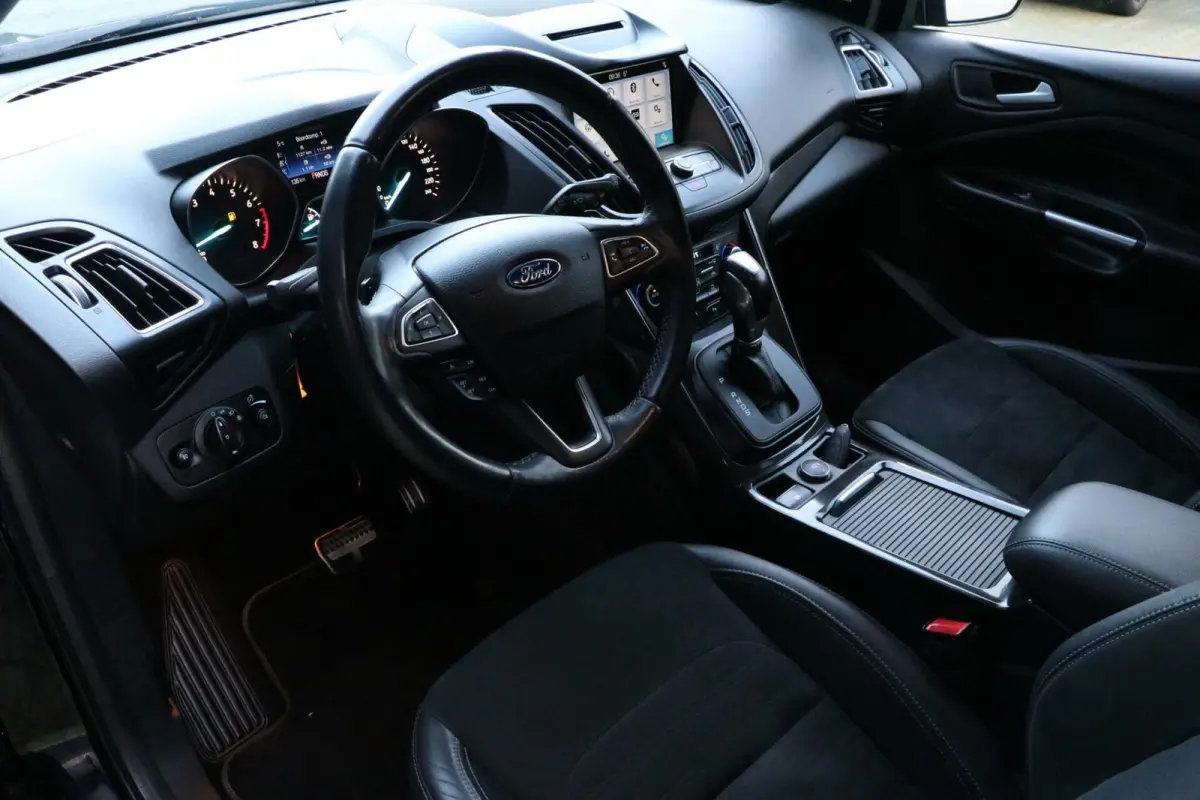1.5 AWD EcoBoost |ST LINE| Trekhaak Camera Pdc Carplay PrivacyGlass Lmv Uistraling 140000km BJ2017