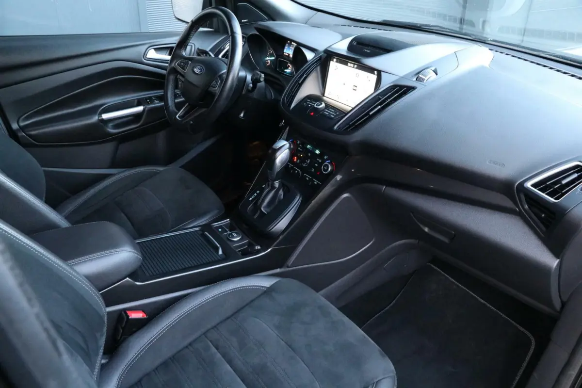 1.5 AWD EcoBoost |ST LINE| Trekhaak Camera Pdc Carplay PrivacyGlass Lmv Uistraling 140000km BJ2017