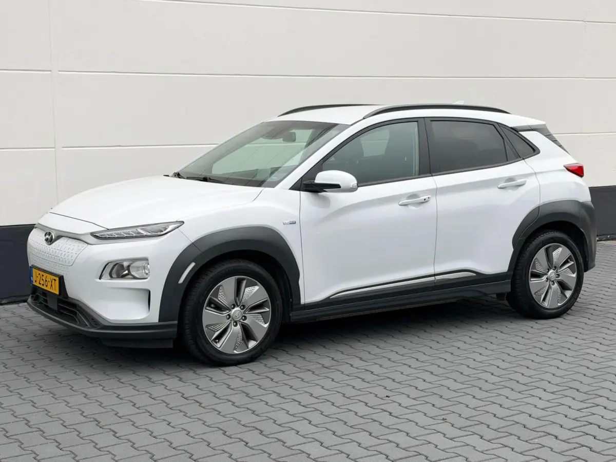 EV Fashion 64 kWh 3-Fase | SOH 100% | Navigatie | Adaptive cruise | Krell audio