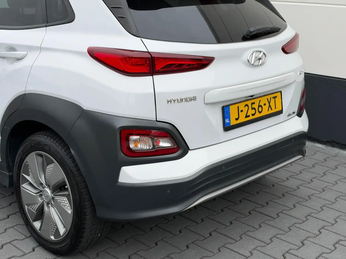 EV Fashion 64 kWh 3-Fase | SOH 100% | Navigatie | Adaptive cruise | Krell audio