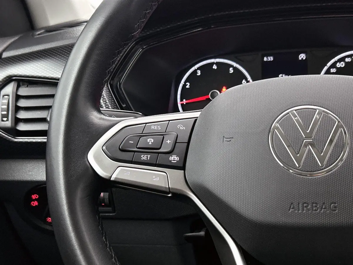 1.0 TSI Life | 95 PK | Airco | Adaptieve Cruise Control | LED |