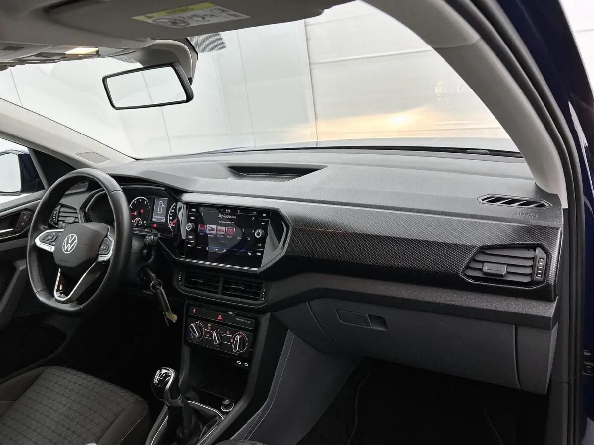 1.0 TSI Life | 95 PK | Airco | Adaptieve Cruise Control | LED |