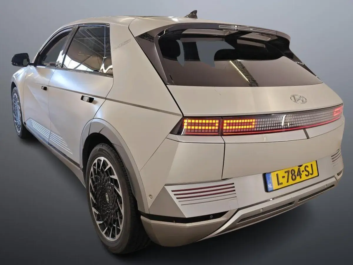 Project 45 AWD 73kWh SOH 100% I PANO I 20" LMV I LEER + VERKOELING + VERWARMING I CAMERA I ORG.NL + NAL