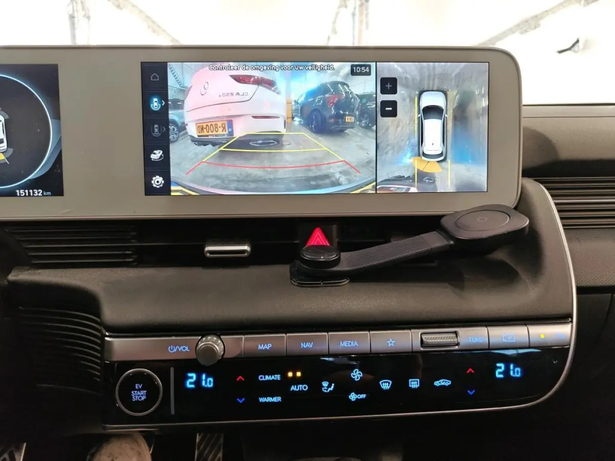 Project 45 AWD 73kWh SOH 100% I PANO I 20" LMV I LEER + VERKOELING + VERWARMING I CAMERA I ORG.NL + NAL