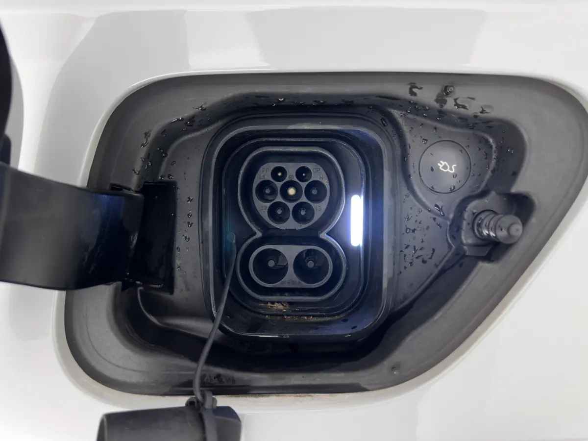 Standard Range Single Motor 69 kWh [3-Fase-11kW] {SOH-90%} (INCL-BTW) Aut. *PANO | FULL-LED | MEMORY-PACK | CAMERA | KEYLESS | LANE-ASSIST | DIGI-COCKPIT | CARPLAY | DAB+ | HEATED-COMFORTSEA