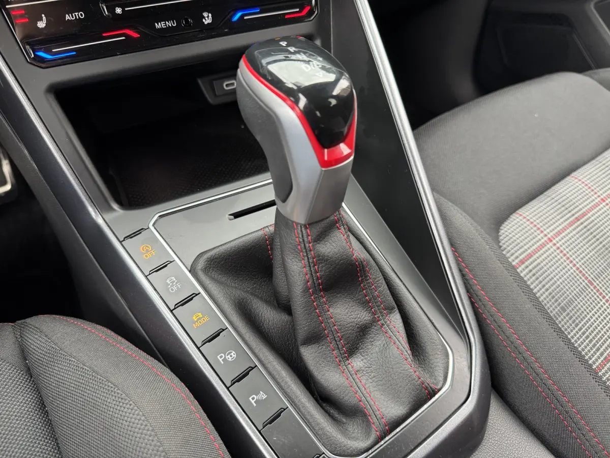 2.0 TSI GTI TSI 210PK DSG GTI-SPORT CARPLAY/LED/IQ-LIGHT