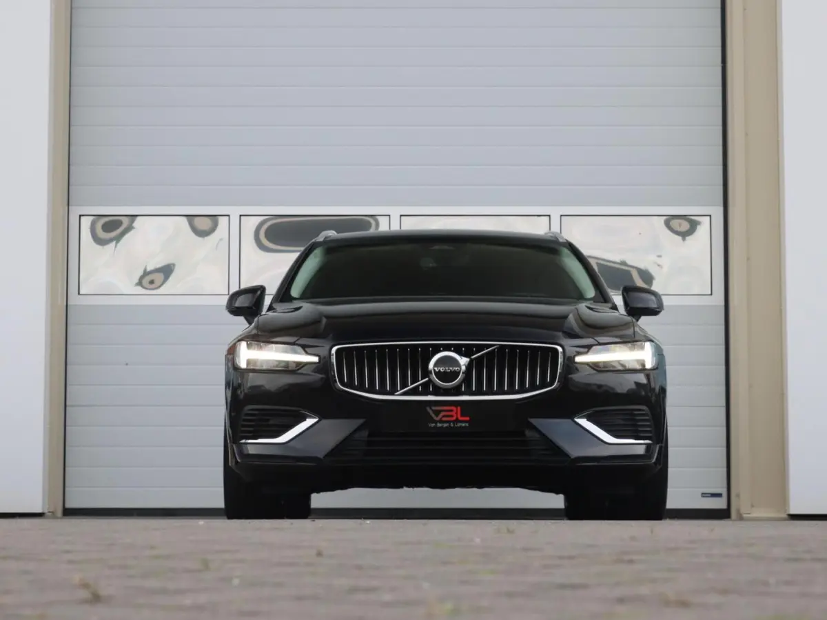 2.0 T6 Plug-in hybrid AWD Ultra Bright | SOH 99% | Long Range