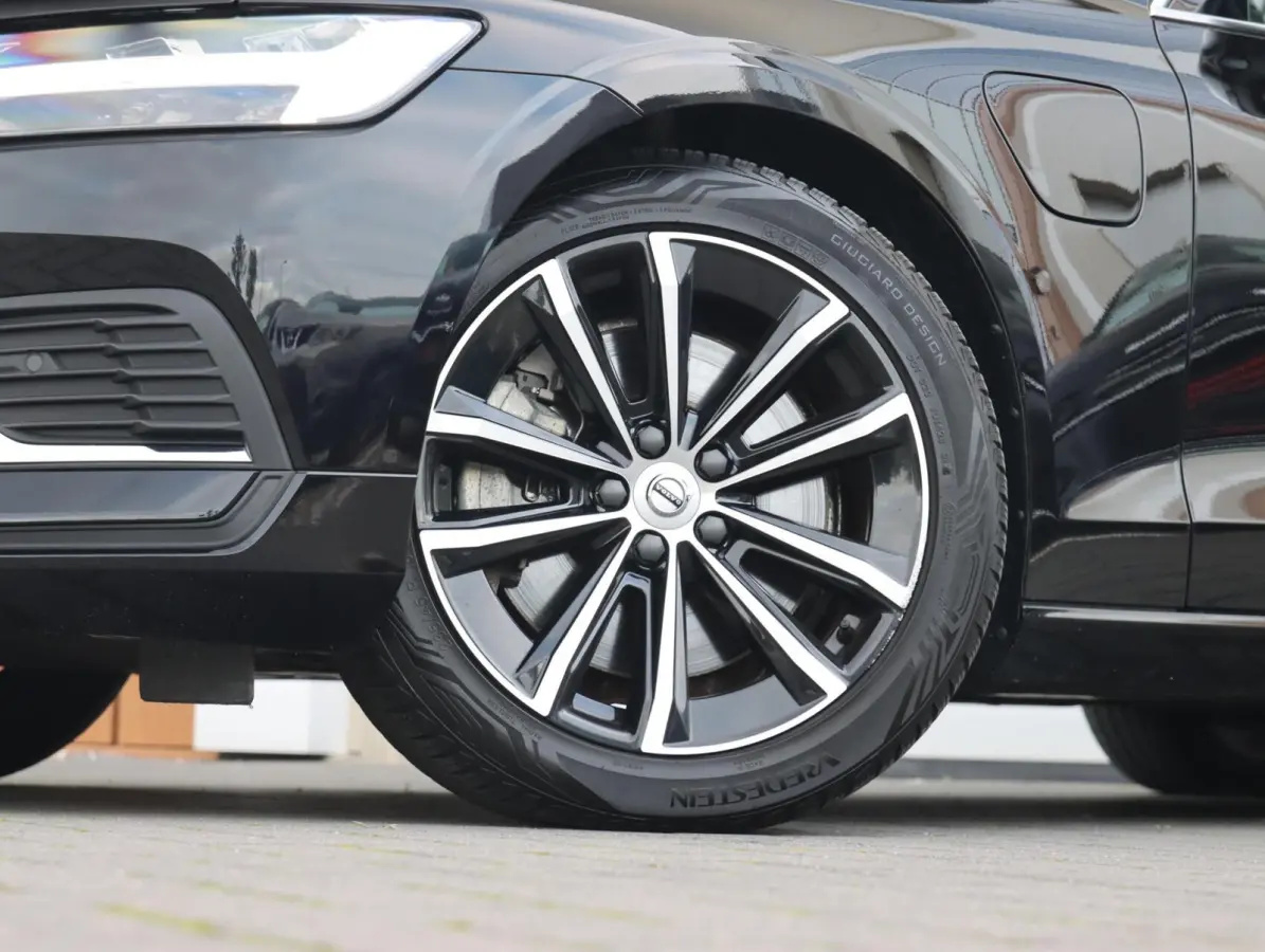 2.0 T6 Plug-in hybrid AWD Ultra Bright | SOH 99% | Long Range