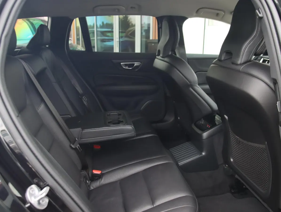 2.0 T6 Plug-in hybrid AWD Ultra Bright | SOH 99% | Long Range