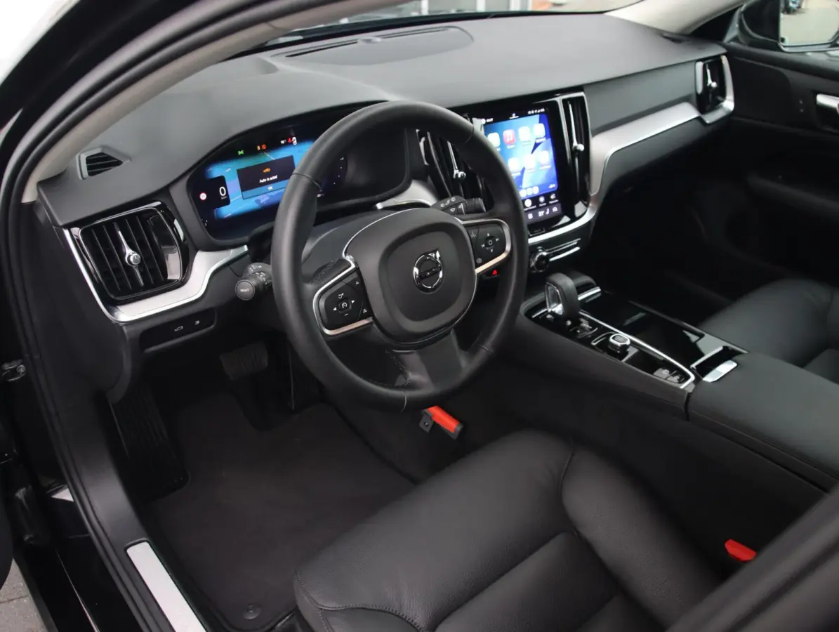2.0 T6 Plug-in hybrid AWD Ultra Bright | SOH 99% | Long Range