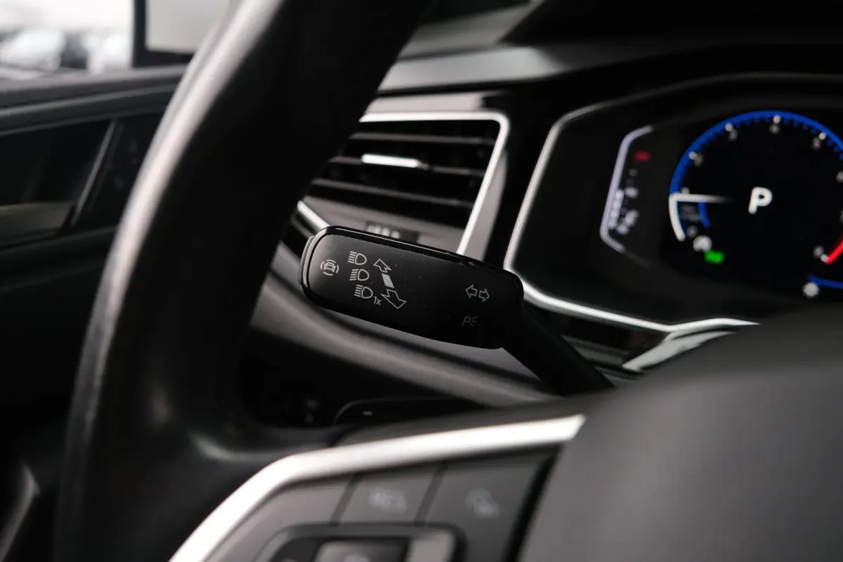 1.0 TSI 110PK 2x R-Line DSG Facelift IQ Matrix Led Camera Virtual ACC Bergamo