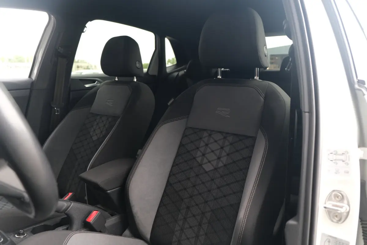 1.0 TSI 110PK 2x R-Line DSG Facelift IQ Matrix Led Camera Virtual ACC Bergamo