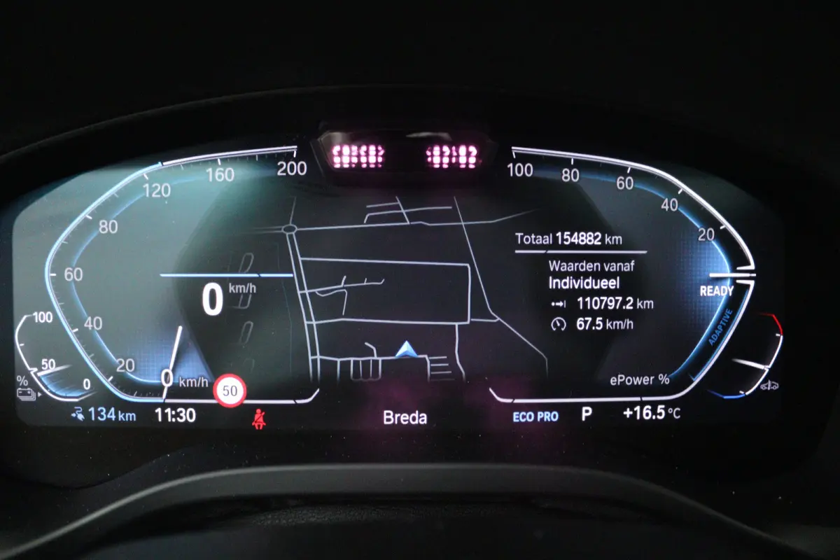 High Executive 80 kWh (100% SOH, PANORAMADAK, LASER, HEAD-UP, 360 CAMERA, STUURVERWARMING)