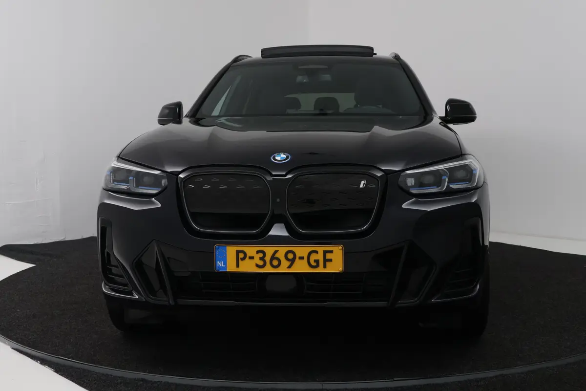 High Executive 80 kWh (100% SOH, PANORAMADAK, LASER, HEAD-UP, 360 CAMERA, STUURVERWARMING)