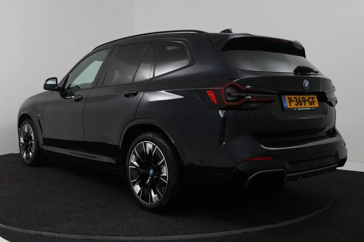 High Executive 80 kWh (100% SOH, PANORAMADAK, LASER, HEAD-UP, 360 CAMERA, STUURVERWARMING)