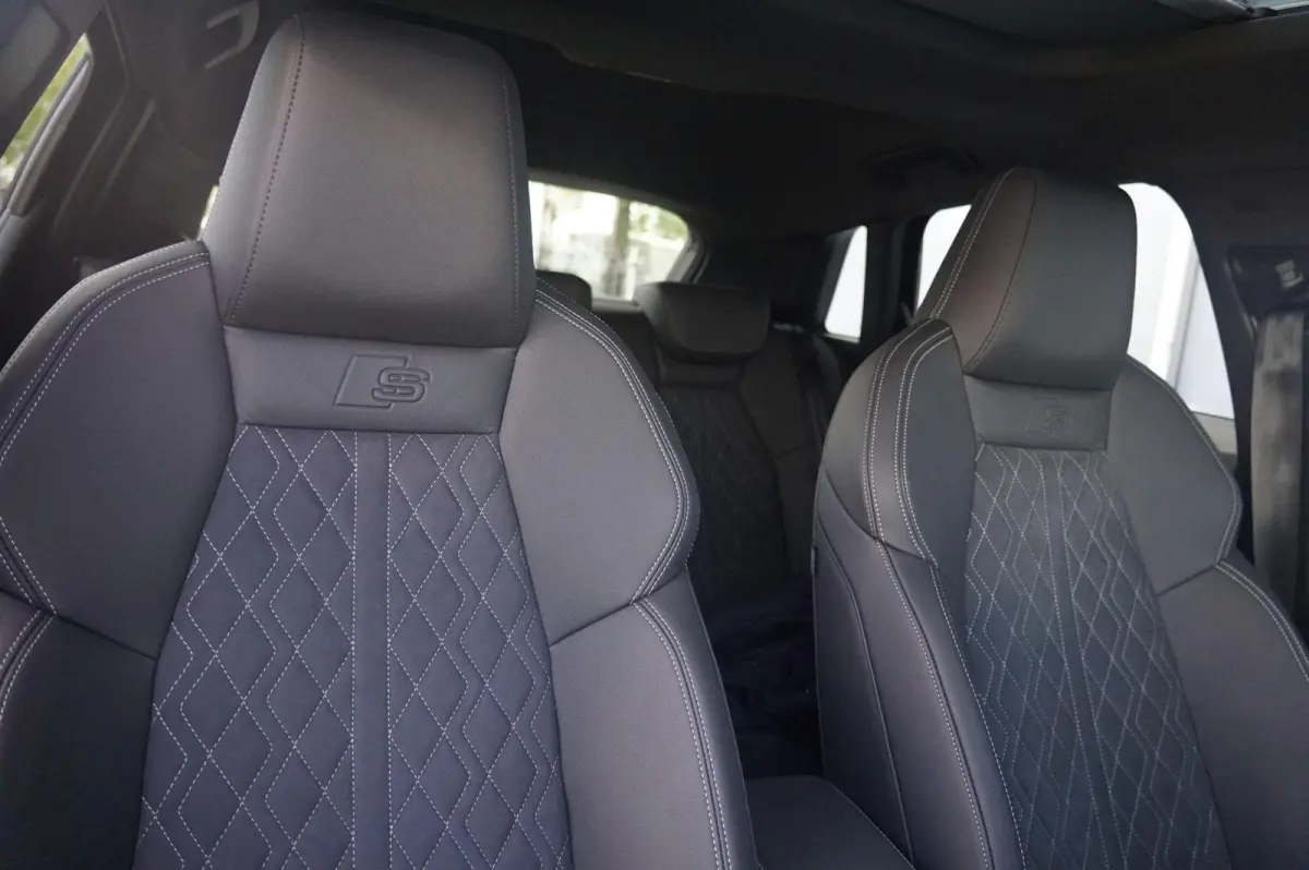 45 TFSIe 245pk PHEV S Edition Competition | Panoramadak | Topview | Keyless | Matrix-LED | Sonos | Optiek Zwart Plus