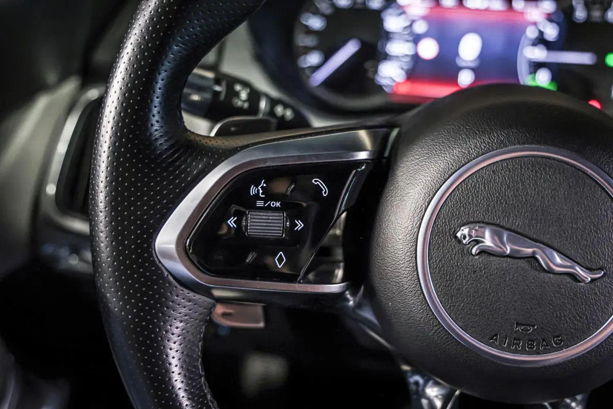 1.5 P300e AWD R-Dynamic S|Leder|Carplay|Camera