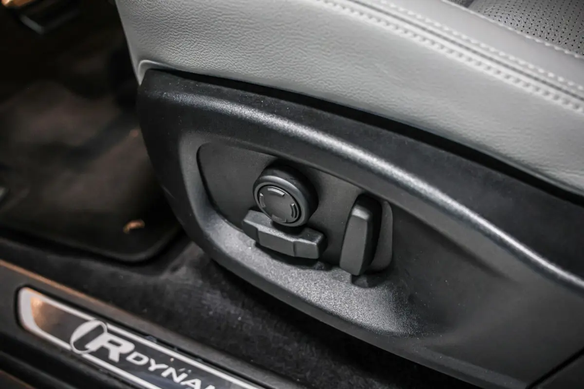 1.5 P300e AWD R-Dynamic S|Leder|Carplay|Camera