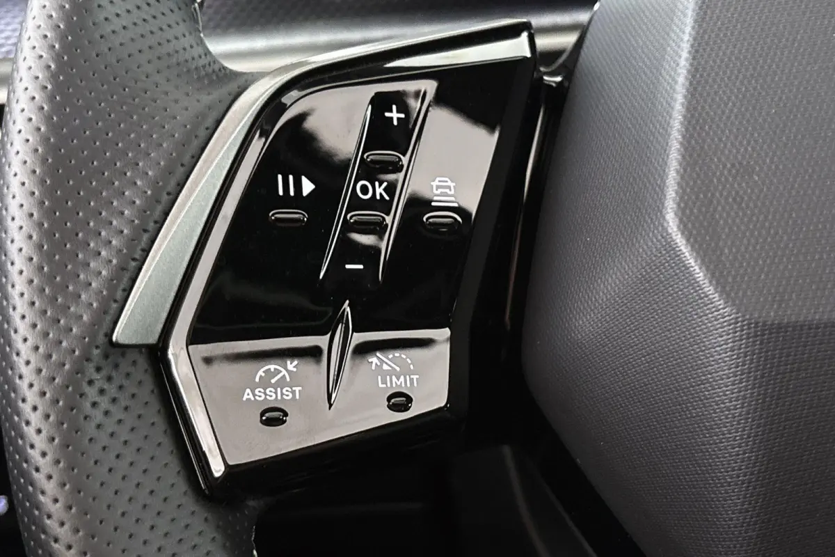 1.6 plug-in Hybrid 195 GT Exclusive Pano Trekhaak Stoelverwarming 360 Camera