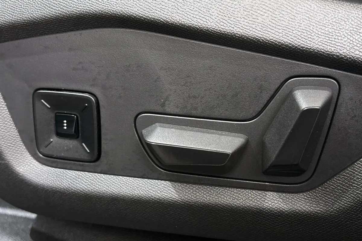 1.6 plug-in Hybrid 195 GT Exclusive Pano Trekhaak Stoelverwarming 360 Camera