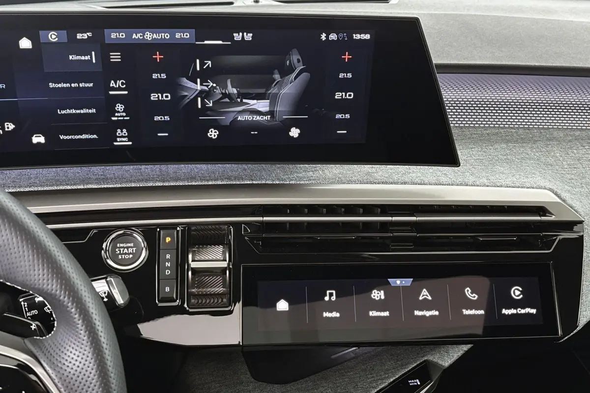 1.6 plug-in Hybrid 195 GT Exclusive Pano Trekhaak Stoelverwarming 360 Camera