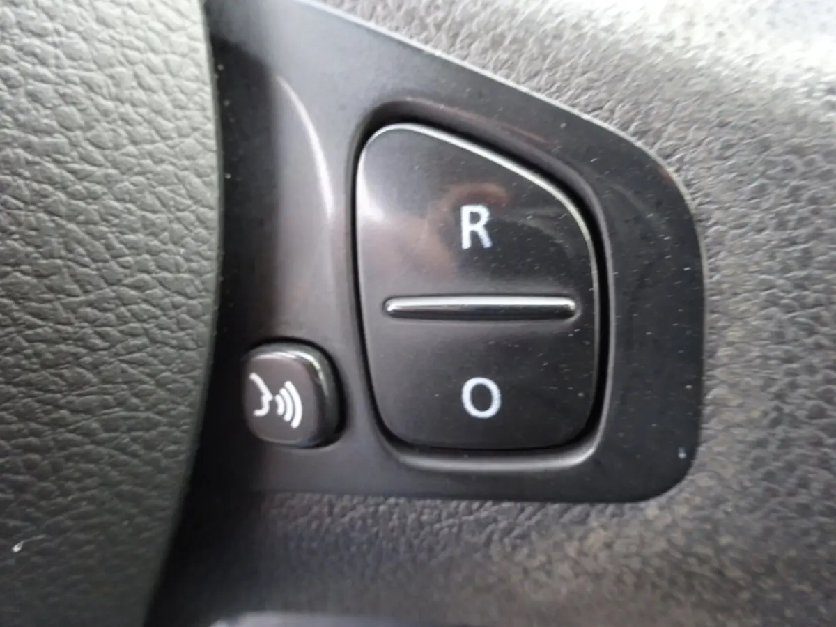 2.0 dCi 145 T29 L1H1 AUTOMAAT 2 X SCHUIFDEUR AIRCO NAVIGATIE 3ZITS CRUISE CONTROL