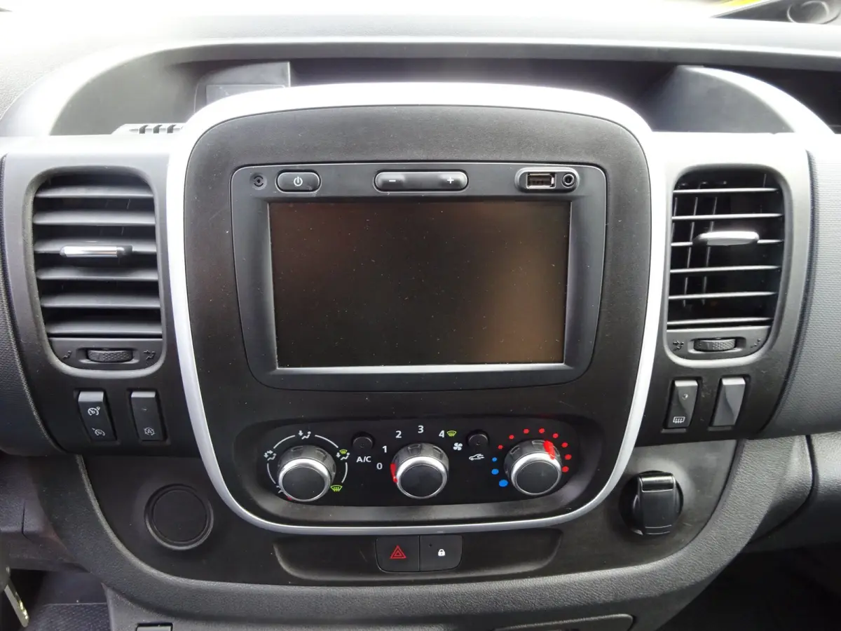2.0 dCi 145 T29 L1H1 AUTOMAAT 2 X SCHUIFDEUR AIRCO NAVIGATIE 3ZITS CRUISE CONTROL