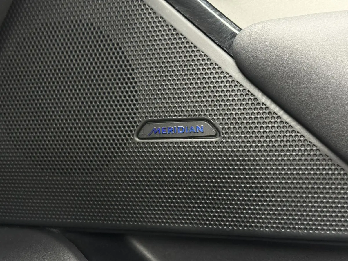 2.0 P400e S 1e Eigenaar|Navi|Pano|360 Camera|Clima|Cruise|Meridian Sound|Stoelverwarming|Leder|APK tot 03-2028