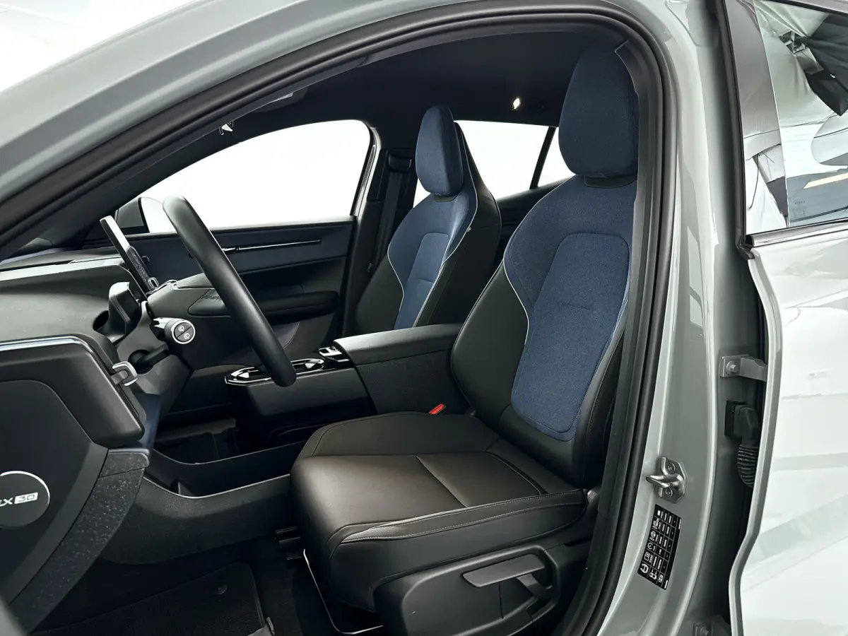 Single Motor Extended Range Core 69 kWh | Parkeercamera | Cruise control adaptief | Google infotainment