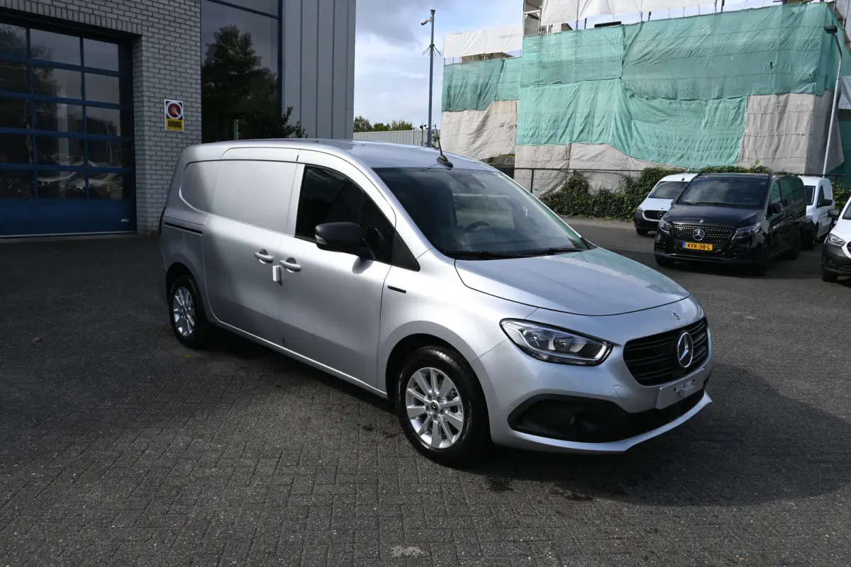 112 Pro L2 51 kWh Climate controle, Snellader, Zitcomfort pakket, Armsteun, Etc.