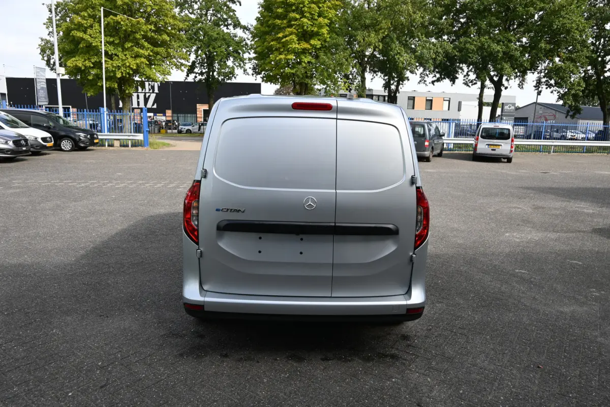 112 Pro L2 51 kWh Climate controle, Snellader, Zitcomfort pakket, Armsteun, Etc.