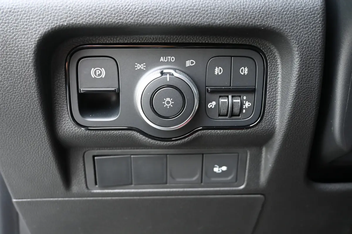 112 Pro L2 51 kWh Climate controle, Snellader, Zitcomfort pakket, Armsteun, Etc.