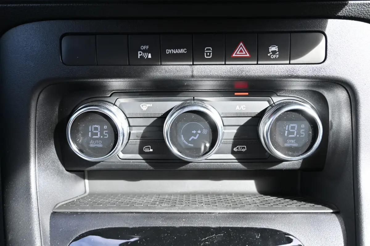 112 Pro L2 51 kWh Climate controle, Snellader, Zitcomfort pakket, Armsteun, Etc.