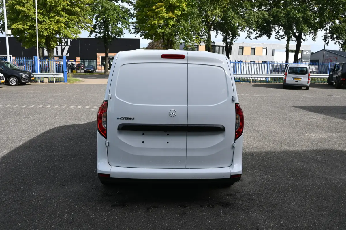 112 Pro L2 51 kWh Climate controle, Snellader, Zitcomfort pakket, Armsteun, Etc.