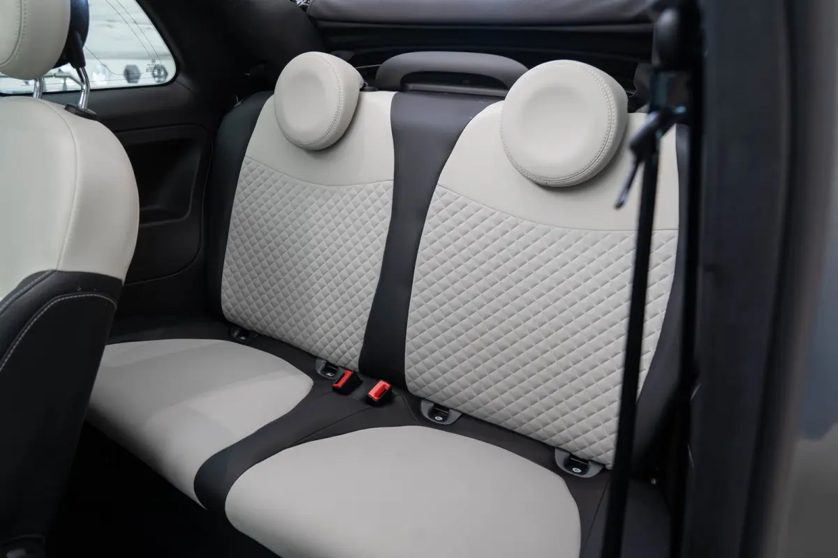 1.0 Hybrid Dolcevita | Parkeersensoren | Airco | Cruise Controle | Bluetooth | Lichtmetalen velgen | Elektrische Ramen |