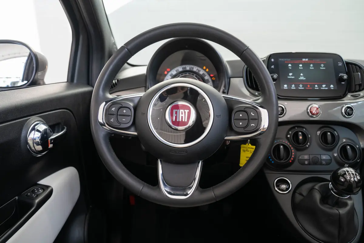 1.0 Hybrid Dolcevita | Parkeersensoren | Airco | Cruise Controle | Bluetooth | Lichtmetalen velgen | Elektrische Ramen |