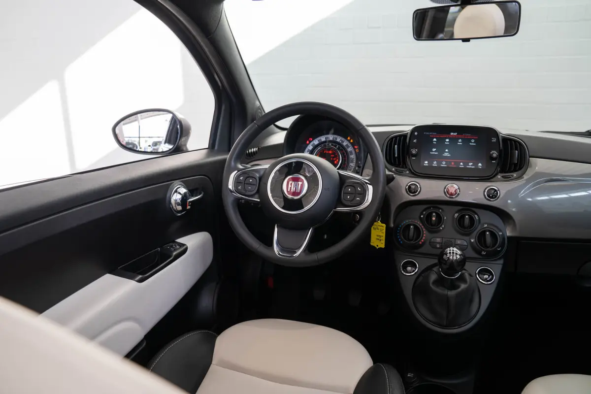 1.0 Hybrid Dolcevita | Parkeersensoren | Airco | Cruise Controle | Bluetooth | Lichtmetalen velgen | Elektrische Ramen |