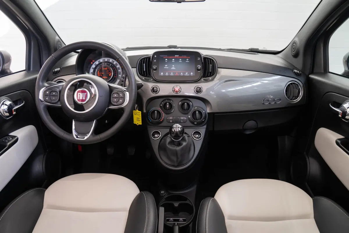 1.0 Hybrid Dolcevita | Parkeersensoren | Airco | Cruise Controle | Bluetooth | Lichtmetalen velgen | Elektrische Ramen |