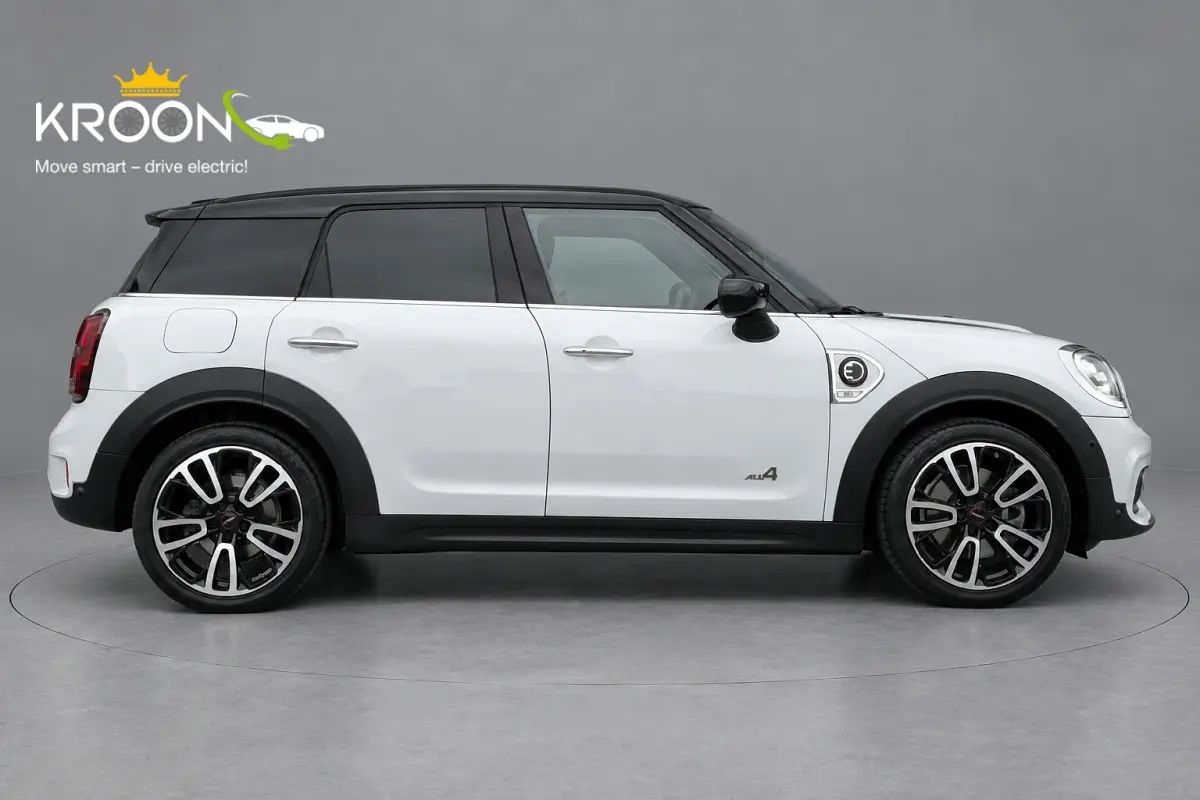 1.5 Cooper SE ALL4 PHEV Chili JCW Panorama Head-Up