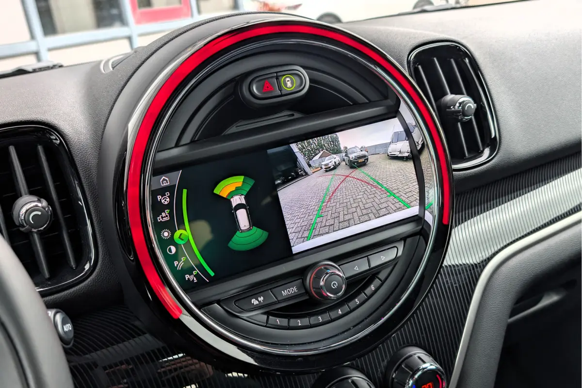 1.5 Cooper SE ALL4 PHEV Chili JCW Panorama Head-Up