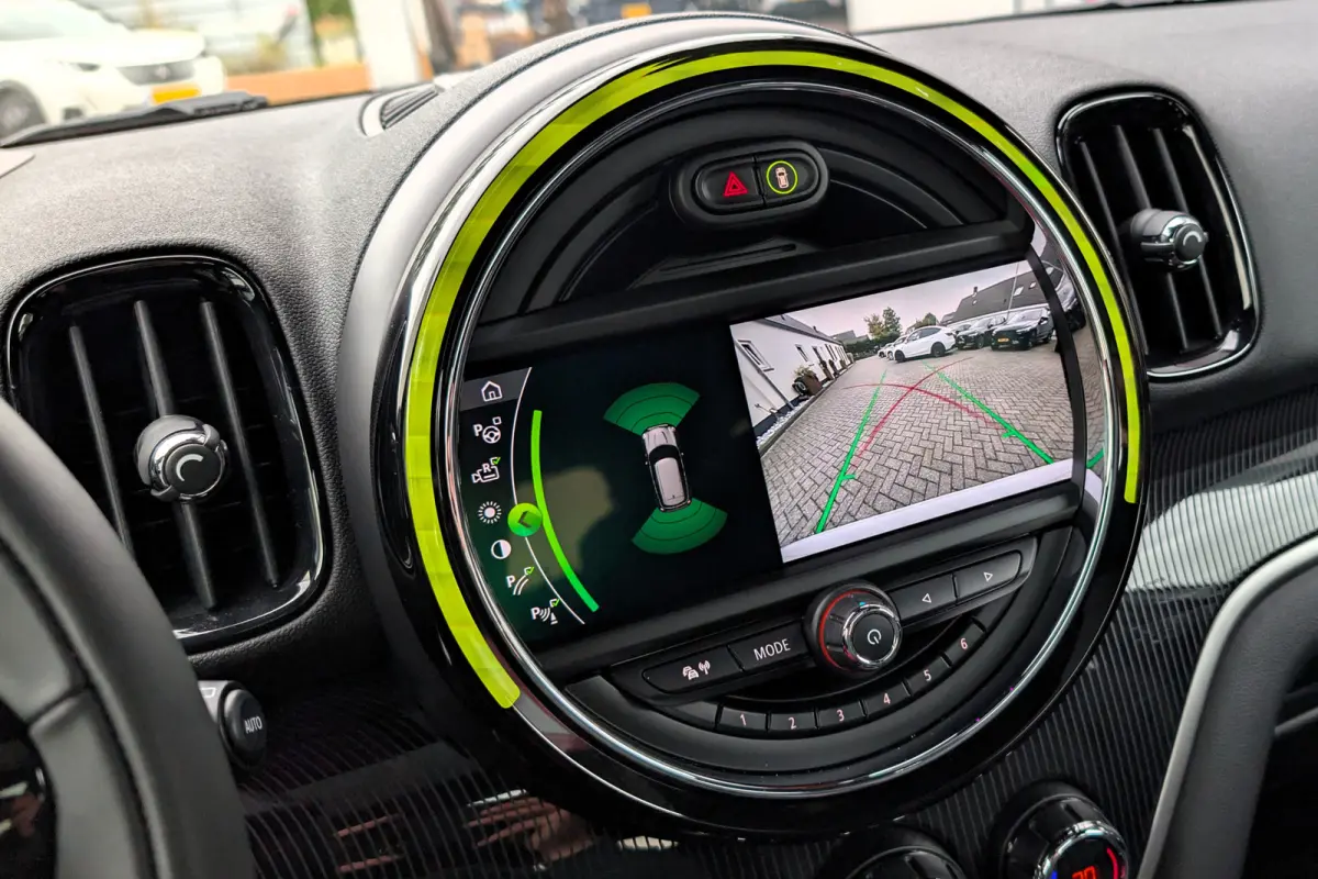 1.5 Cooper SE ALL4 PHEV Chili JCW Panorama Head-Up