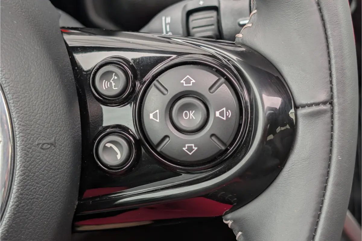 1.5 Cooper SE ALL4 PHEV Chili JCW Panorama Head-Up