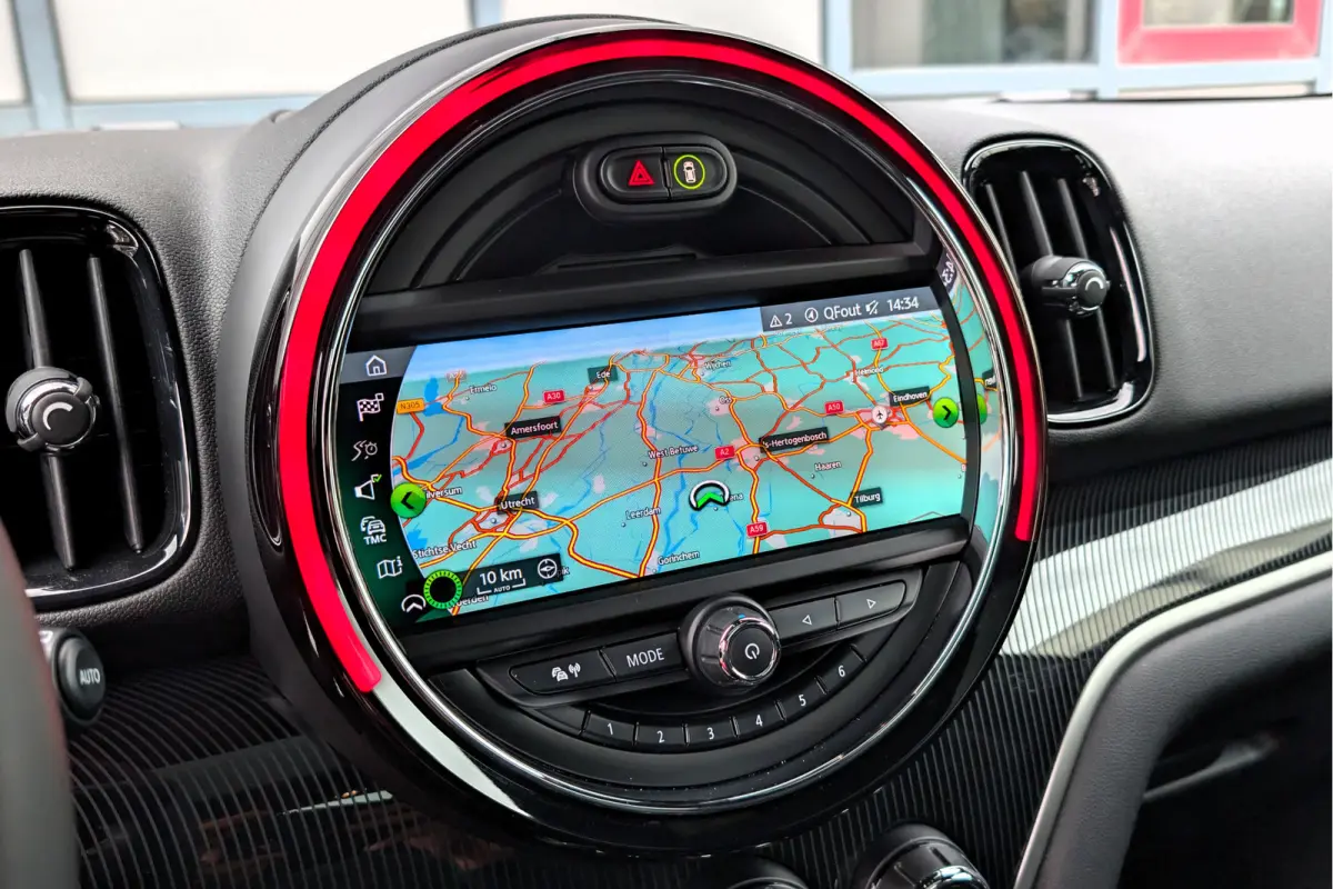 1.5 Cooper SE ALL4 PHEV Chili JCW Panorama Head-Up