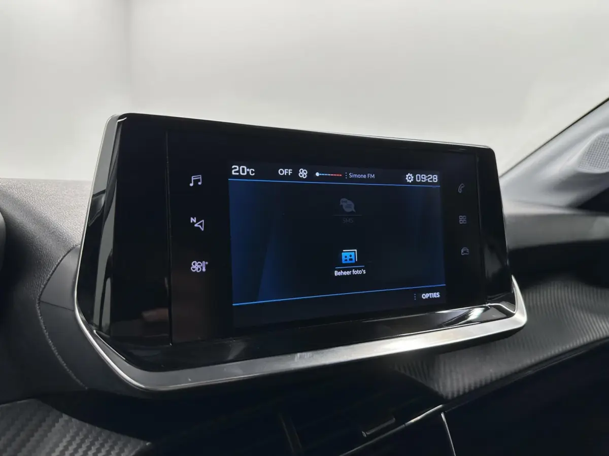 1.2 PureTech Active CRUISE CARPLAY NAVI 65000 KM.